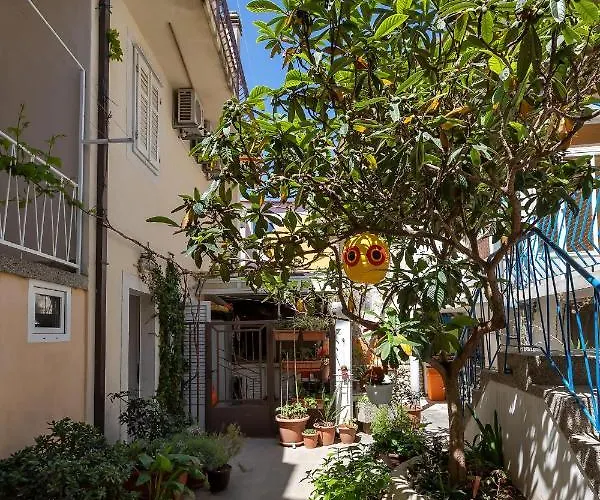 Andrijasevic-city Center * Makarska